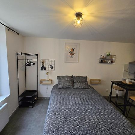 Cosy Studio Confort Etampes-sur-Marne ภายนอก รูปภาพ