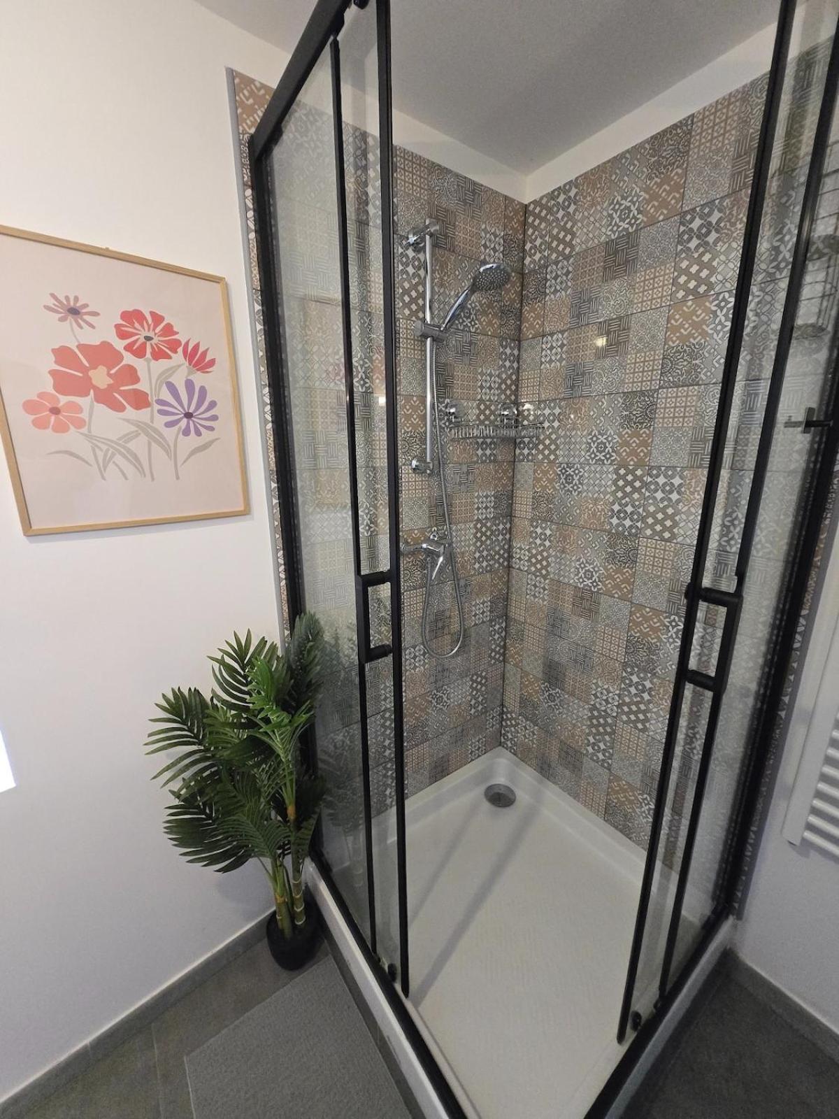Cosy Studio Confort Etampes-sur-Marne ภายนอก รูปภาพ